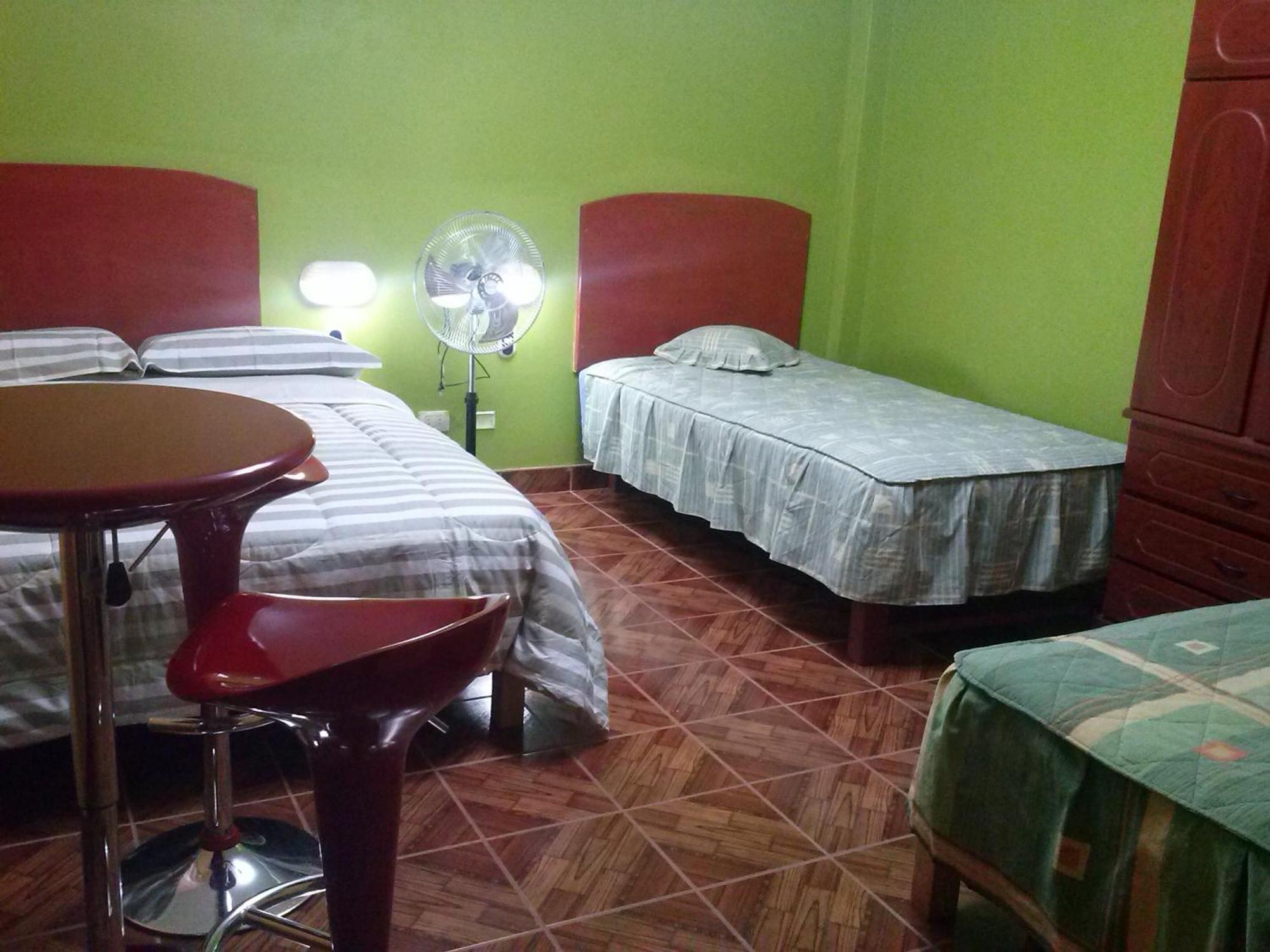 Hostal Real Alcazar Nazca Værelse billede