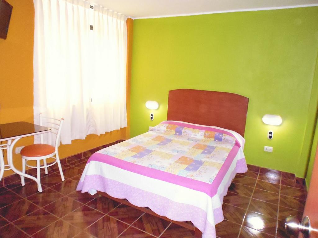 Hostal Real Alcazar Nazca Værelse billede